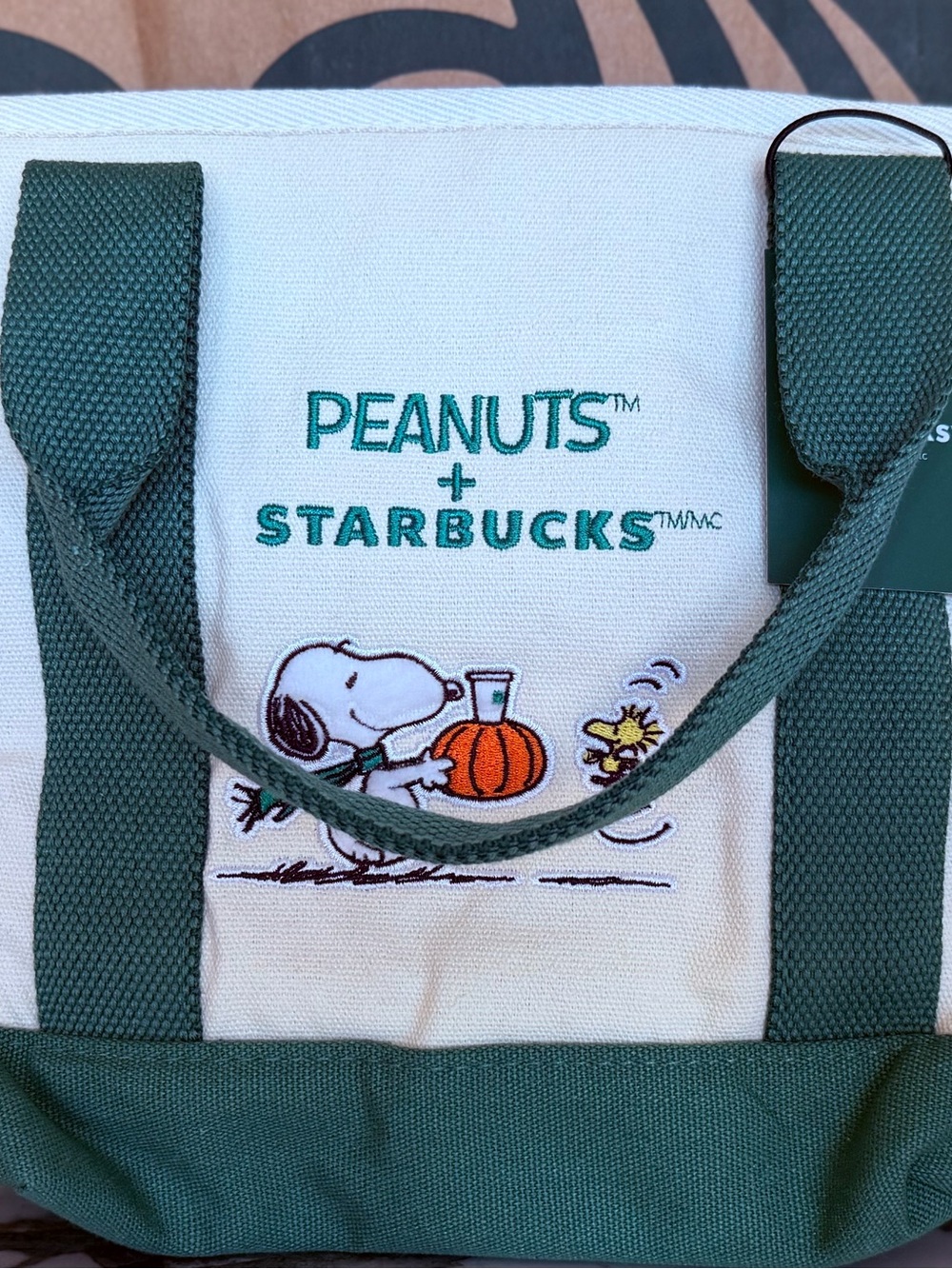 Peanuts Green and Cream Tote with Embroidered Snoopy & Woodstock